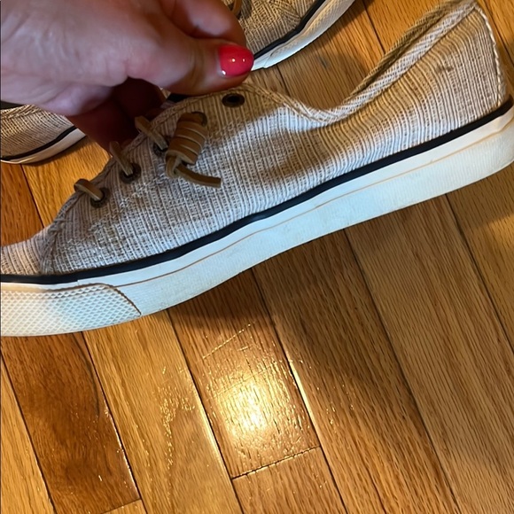Sperry Textured Beige Sneakers with Brown Accents - Picture 7 of 8